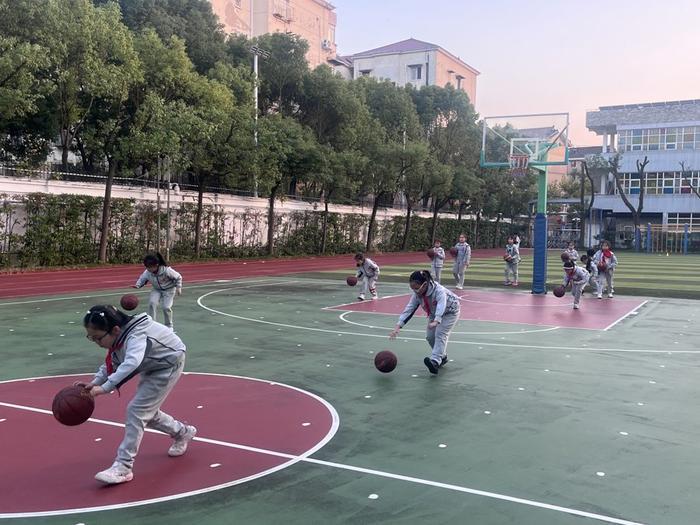职业篮球运动员分享比赛中的训练心得_0